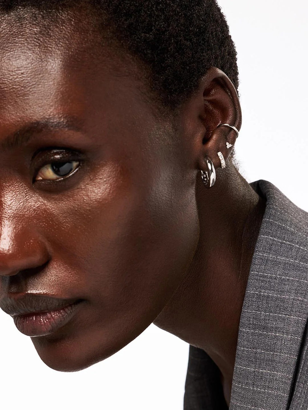 Chunky Medium Hoop Earrings